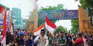 Gerak Jalan Mojokerto–Surabaya 2025 Berangkat, Ribuan Peserta Semangat Menempuh 55 Km