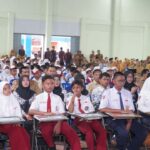 Pemkab Mojokerto Investasi Pendidikan, 208 Siswa Berprestasi Terima Beasiswa APBD 2025