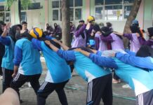 Permainan Gobak Sodor Diminati Siswa SMAN 1 Kutorejo Dalam Class Meeting Akhir Semester