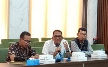DPRD Kabupaten Mojokerto Diuji Keluhan Warga Kumitir Soal Limbah Ayam