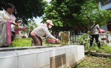 Nyadran di Makam Pekuncen, Wali Kota Mojokerto Ajak Generasi Muda Kenali Jejak Leluhur