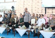 Perkuat Ketahanan Pangan, Presiden Resmikan Gudang Jagung Polda Jatim