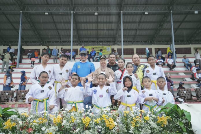 Pembukaan POPKOT Mojokerto 2026 di Stadion Gelora Ahmad Yani diikuti 1.925 atlet pelajar SD SMP SMA