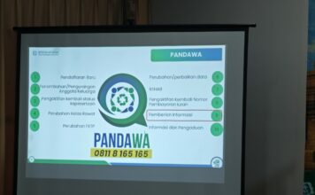 BPJS Kesehatan Mojokerto menjelaskan layanan digital JKN melalui Mobile JKN dan PANDAWA kepada media untuk memudahkan masyarakat mengakses layanan kesehatan secara online