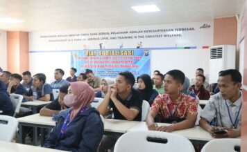 Polres Mojokerto Sosialisasikan Aturan Baru SKCK ke Karyawan Pabrik