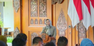 Wali Kota Mojokerto Ika Puspitasari saat pertemuan dengan IPPAT membahas sinergi peningkatan investasi dan PAD di Rumah Rakyat.