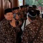Wakil Wali Kota Mojokerto melepas keberangkatan 224 jemaah haji Kota Mojokerto menuju Tanah Suci di Balai Kota Mojokerto tahun 2026.