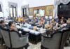 Bupati Sidoarjo Subandi saat audiensi bersama pengelola pasar tradisional membahas kios kosong dan digitalisasi pasar rakyat.