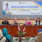 Wali Kota Mojokerto Ika Puspitasari saat menghadiri Sosialisasi Imunisasi Mantab di Kelurahan Mentikan