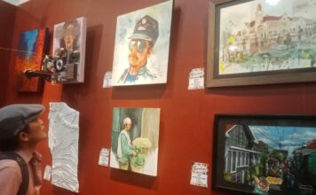 Suasana pameran lukisan Surabaya City Scape di Galeri Merah Putih Balai Pemuda Surabaya.