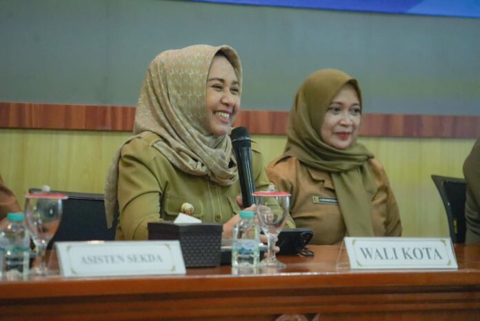 Wali Kota Mojokerto Ika Puspitasari menegaskan pentingnya pencatatan pernikahan secara resmi oleh negara