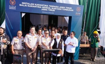 Gubernur Jawa Timur Khofifah Indar Parawansa meresmikan Instalasi Karantina Terpadu JATIM HUB di Puspa Agro Jemundo, Sidoarjo.