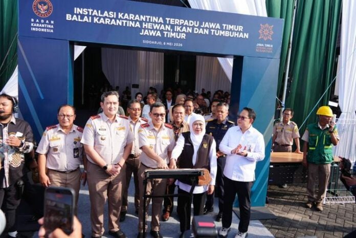 Gubernur Jawa Timur Khofifah Indar Parawansa meresmikan Instalasi Karantina Terpadu JATIM HUB di Puspa Agro Jemundo, Sidoarjo.
