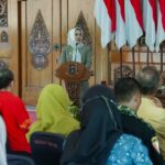 Wali Kota Mojokerto Ika Puspitasari meminta ormas meningkatkan kewaspadaan terhadap penyusupan kelompok anarko demi menjaga persatuan dan kondusivitas daerah.