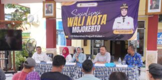 Pemkot Mojokerto melibatkan RT dan RW untuk memperkuat validasi data kependudukan agar bantuan sosial, layanan kesehatan, dan pendidikan tepat sasaran.