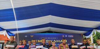 Pemkab Mojokerto dan Bea Cukai memusnahkan 11 juta batang rokok ilegal dengan potensi kerugian negara mencapai Rp10,8 miliar