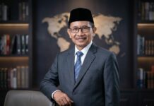 Potret Prof Achmad Mulyadi Guru Besar Ilmu Falak UIN Madura narasumber cara koreksi arah kiblat Mei 2026.