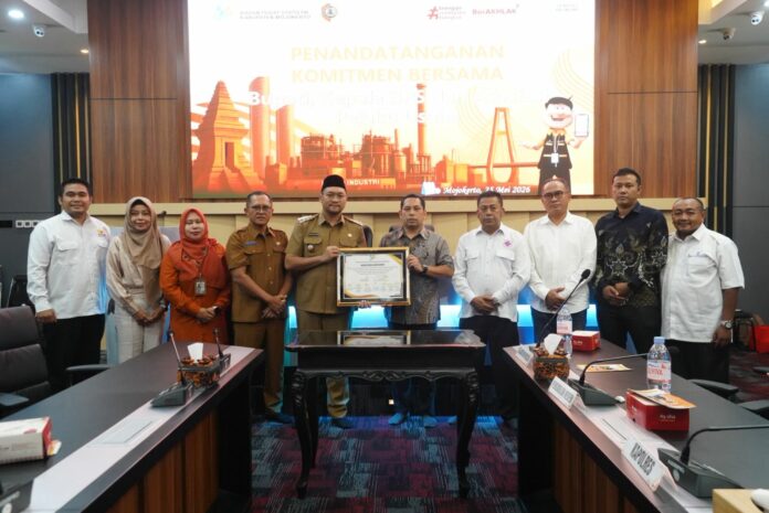 Wabup Rizal Oktavian di Acara Sensus Ekonomi 2026 Mojokerto.