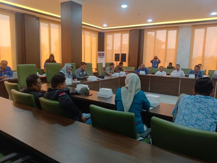 Komisi I DPRD Kabupaten Mojokerto audiensi galian C ilegal Gondang