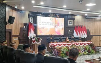 Kota Mojokerto menorehkan sederet capaian membanggakan menjelang usianya yang ke-108 tahun. Dalam Rapat Paripurna Istimewa DPRD Kota Mojokerto,