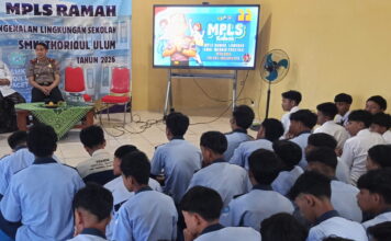 MPLS SMK Thoriqul Ulum Pacet, Polisi Ajak Siswa Fokus Prestasi dan Jauhi Narkoba