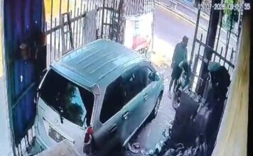 Honda Vario Raib di Depan Toko Bangunan Trowulan, Aksi Pelaku Terekam CCTV