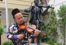 Dosen UWKS Soroti Lunturnya Lagu Nasional di Kalangan Mahasiswa, Kampus Diminta Ambil Peran