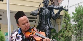 Dosen UWKS Soroti Lunturnya Lagu Nasional di Kalangan Mahasiswa, Kampus Diminta Ambil Peran