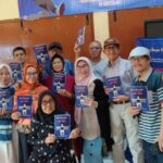 Alumni STIKOSA AWS Surabaya Tetap Produktif di Masa Pensiun, Siapkan Buku Kawah Pena Hebat II