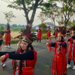 Karnaval Budaya Kembangbelor Tampilkan Ragam Kreasi, Polsek Pacet Kawal hingga Malam