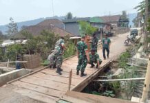 TNI Siapkan Perbaikan 10 Jembatan di Mojokerto Lewat Program Jembatan Perintis Garuda