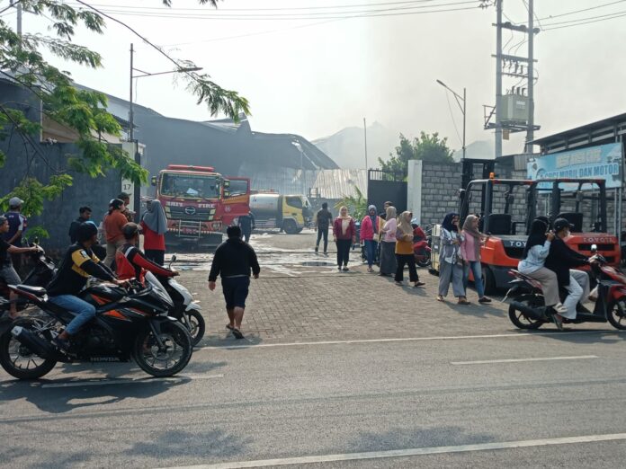 Kebakaran Pabrik Sepatu