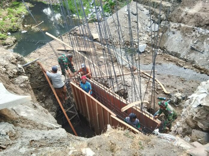 Jembatan Garuda Mojokerto