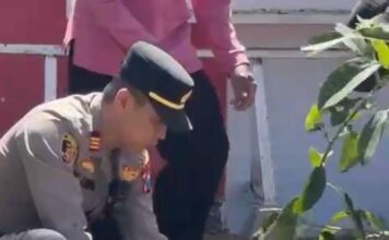 Polsek Pacet Bangun Kepedulian Lingkungan Bersama Warga Claket