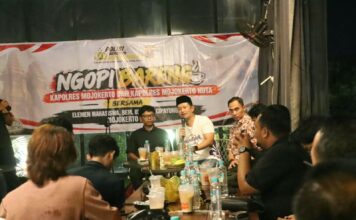 Ngopi Bareng Mahasiswa, Dua Kapolres di Mojokerto Buka Ruang Dialog dan Siap Dikritik