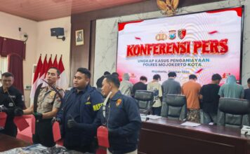 Penyerangan Dua Angkringan di Mojokerto, Polisi Amankan 21 Orang dan Sita Celurit