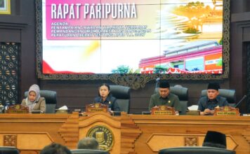 Jawab Pandangan Fraksi, Ning Ita Tegaskan APBD untuk Kesejahteraan Warga